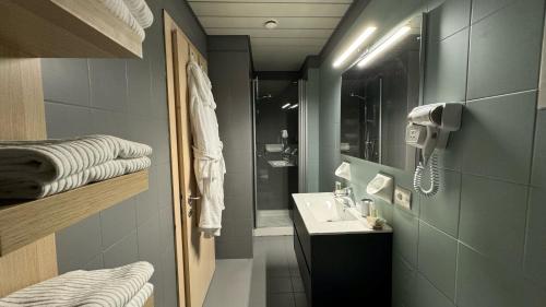 Hotel Royal - image 10