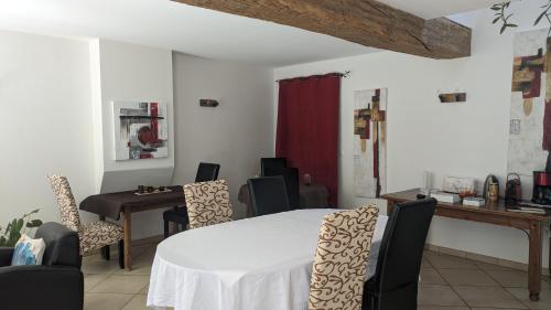 Chambres d'hotes des Ducs O Calme de Nevers in Nevers