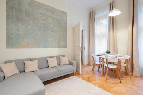 Quiet Comfort - Central Buda - image 12