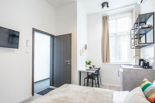 Very Central Charming - NEW - Studio - image 14