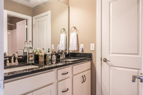 Downtown Craftsman Townie