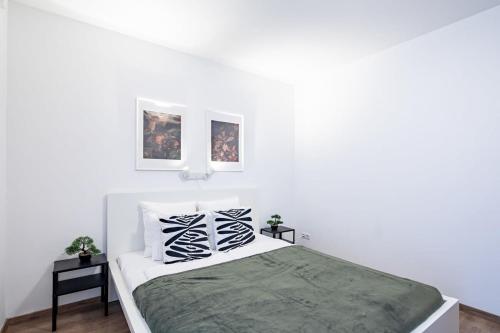 Central - Green Terrace - Modern - image 10