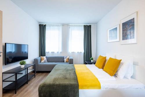 Central - Green Terrace - Modern - image 4