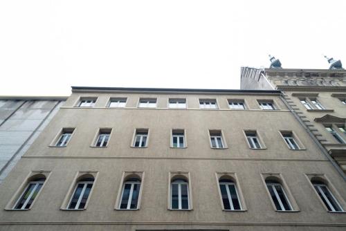 Ideal new apartment in the center 3