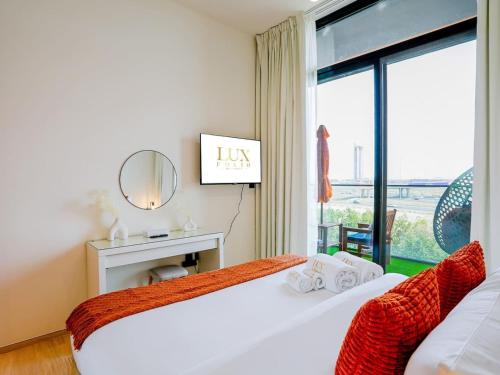 LUXFolio Retreats - Sunny and Serene - image 7