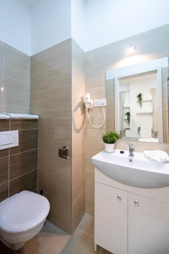 Extra central - NEW - Charming Studio - image 9