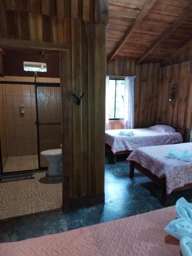 Cataratas Bijagua Lodge, incluye tour autoguiado Bijagua Waterfalls Hike