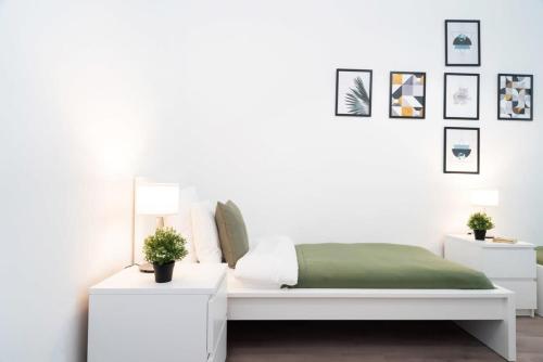 Large Apartment at Perfect Central Location - image 8