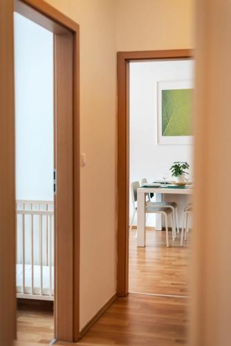 Pleasant & Comfy Apartment in super location - image 13