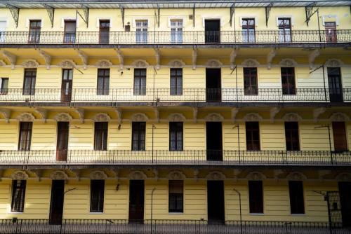 Central apartment in front of the Synagogue - image 7