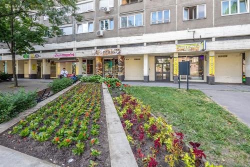 Cozy quiet apartment with a balcony - image 13