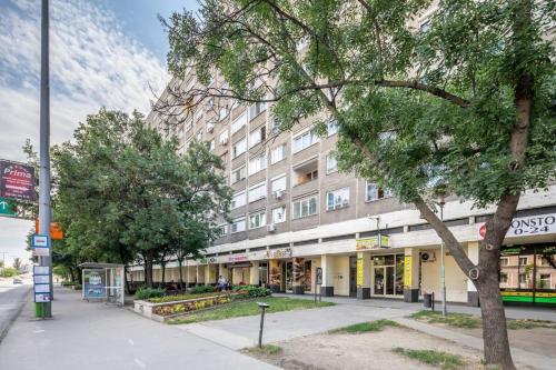 Cozy quiet apartment with a balcony - image 10