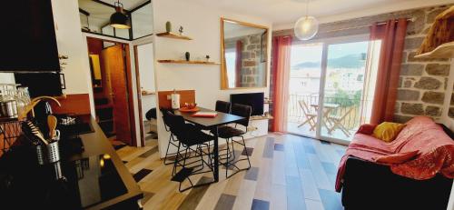 Magnifique appartement avec balcon vue mer à l'entrée d'Ajaccio