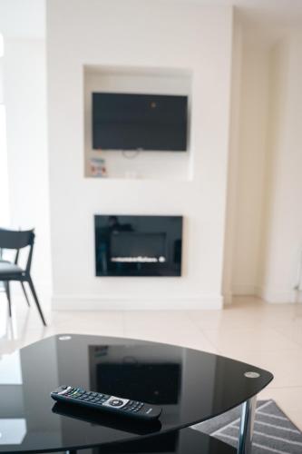 The Western Citypoint Apartments - image 3