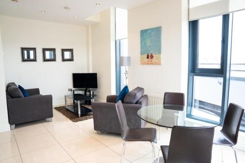 The Western Citypoint Apartments - image 2