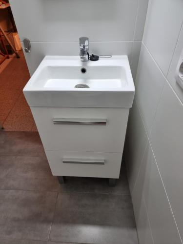 Cozy Apartment downtown BCN, AC, 30 nigths min, Barcelona (photo 9)