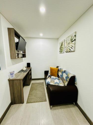 Studio Apartment image 1