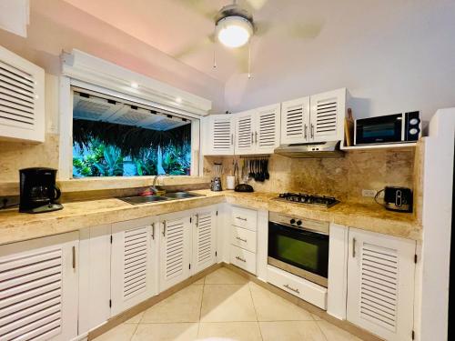 Villa Clarissa No. 8 in Pueblo de los Pescadores