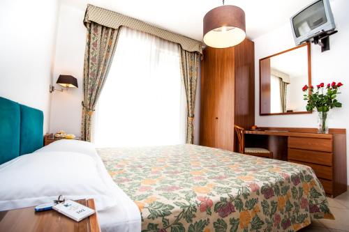 Economy Double or Twin Room