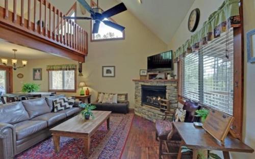 Horse Collar Lodge - Ducktown in Copperhill, USA