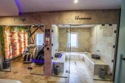 Appartement d'une chambre avec piscine privee sauna et wifi a Montbeliard