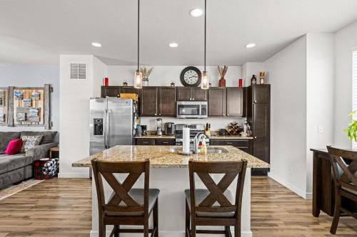 Uptown Avenue - Broomfield in Broomfield