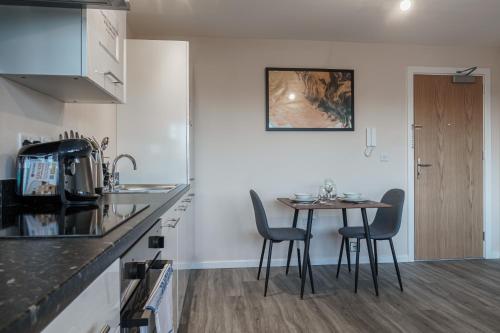 Modern Manchester Apartment, Free Parking For Two, Smart TVs, Central Location, Manchester (fotografie 8)
