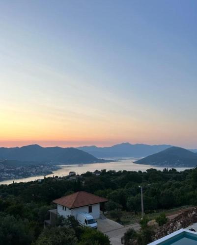 Bay View Village -Villa Eléanora 4 (Bay View Village -Villa Eleanora 4) in Zvinje