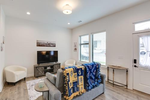 Nashville Condo, 3 Mi to Downtown Entertainment in Nashville, USA