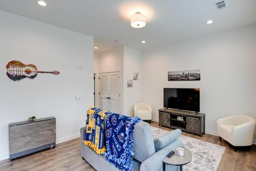 Nashville Condo, 3 Mi to Downtown Entertainment in Nashville, USA