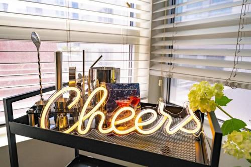 DTLA 2bedroom near Convention Center- Flash Deal! in Los Angeles, USA