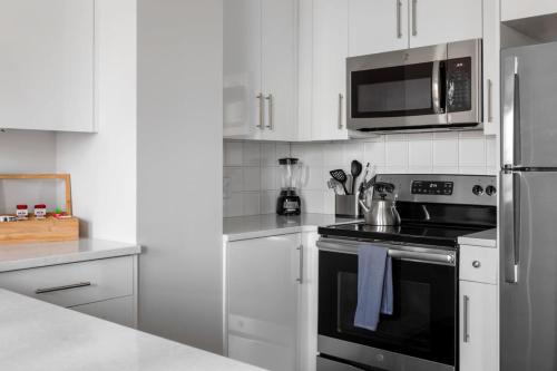Classy Studio Near Great American Ball Park in Cincinnati, USA