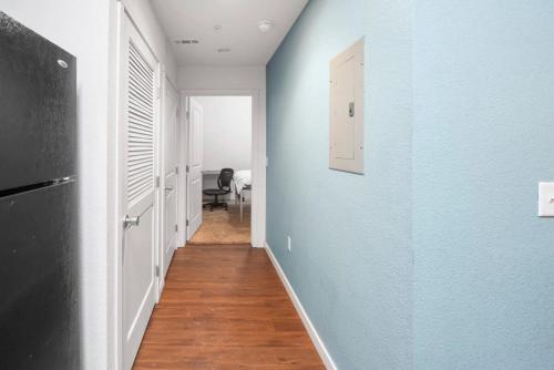 3Bdrm Apartment 2 Blocks Away from UNC with Gym in Greeley, USA
