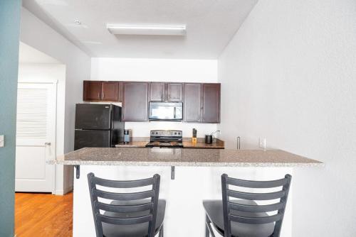 Private 2Bdrm Apartment Convenient to All in Greeley, USA