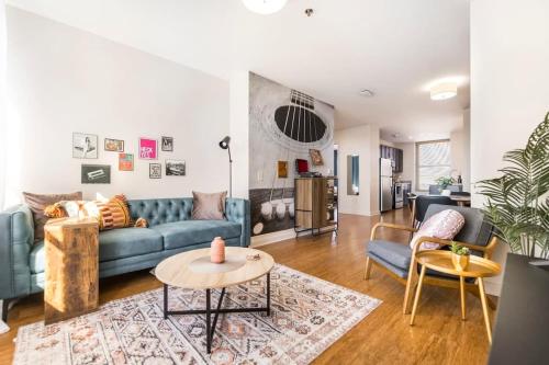 Modern Historic Loft, Walkable with Downtown Views, Macon