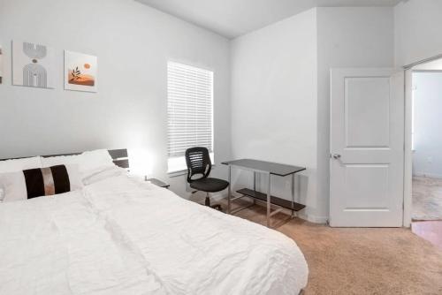 3BR Apartment Near University of Northern Colorado in Greeley, USA