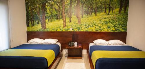Double Room image 7