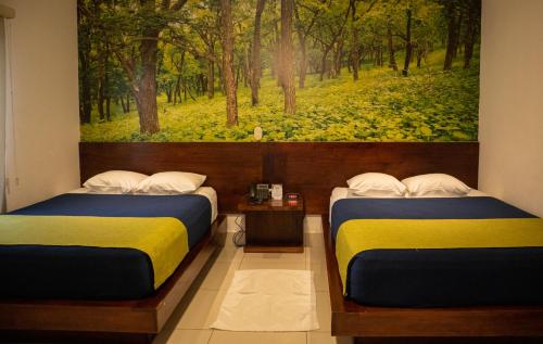 Double Room image 8