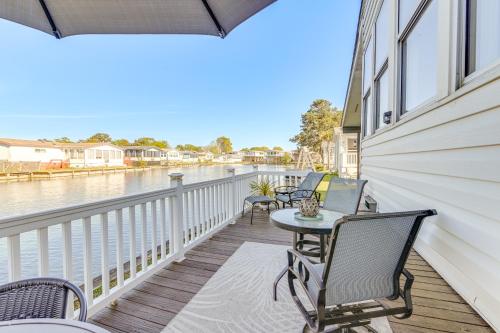 La Bella Vita Home Less Than 1 Mi to Surfside Beach - main image