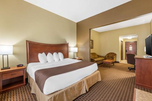 King Suite with Sofa Bed -Non-Smoking