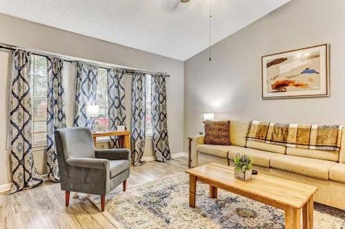 The Groovy Getaway on Garfield The Groovy Getaway on Garfield