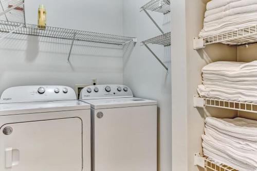 The Groovy Getaway on Garfield The Groovy Getaway on Garfield