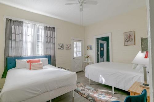 Pretty Peach Palace-Historic Mins to Downtown - image 10