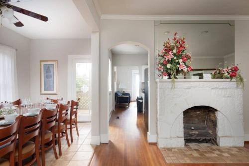 Redmont Revival-Whole House-Walkable-UAB in Birmingham, USA