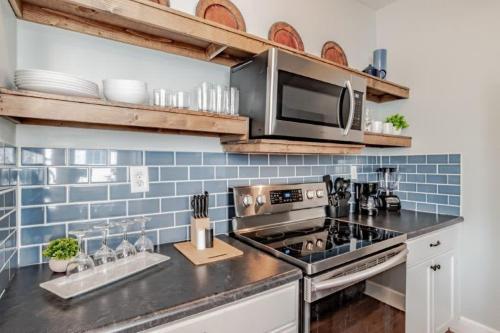 Dauphin District Darling #4 Downtown, Dining in Zona costeira/praia