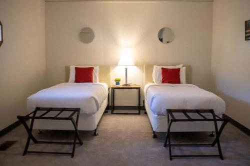 Capitol State Heights - image 10