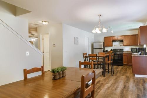 The Modern Guest House Benning in Your Backyard in وسط مدينة كولومبوس
