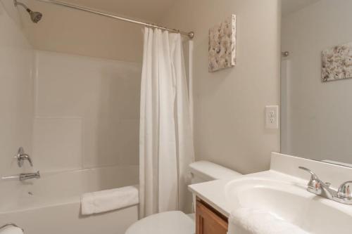 The Modern Guest House Benning in Your Backyard - image 9