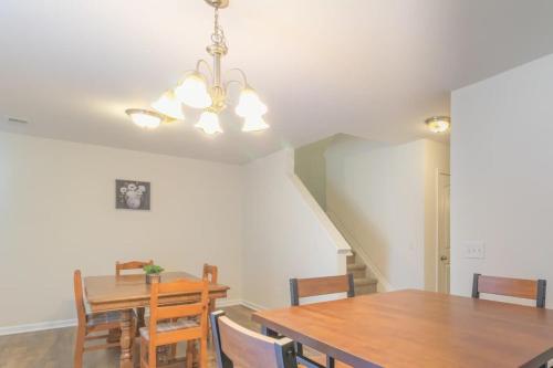 The Modern Guest House Benning in Your Backyard - image 10
