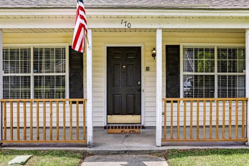 Fenced Yard Family Friendly Laurelwood Lodging